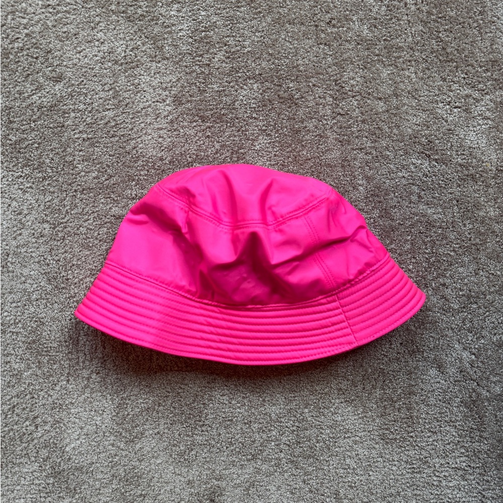 Main Character Bucket Hat in Bright Pink (M/L)